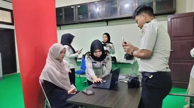 UIN Jambi Bersama Kantor Imigrasi menggelar pelayanan keimigrasian