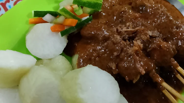 Resep Sate Ayam Kuah Kacang Lebih Berasa