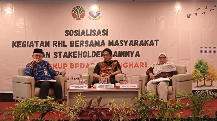 Sosialisasi RHL, Direktur Kemenhut Ajak Masyarakat Manfaatkan Bibit Pohon Gratis