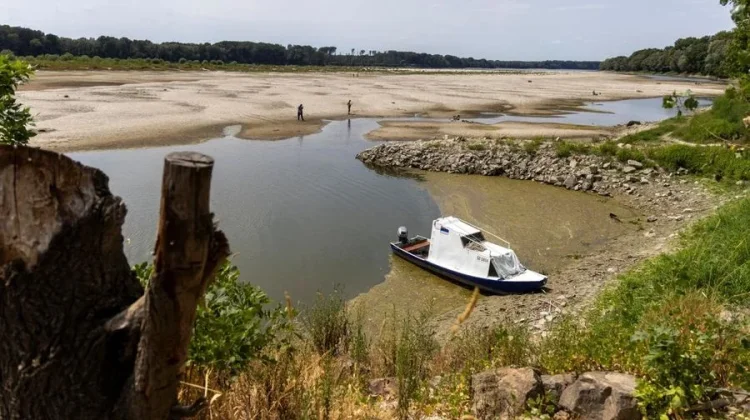 Sungai-Sungai Eropa Makin Menyusut, Danube Catat Rekor Terendah