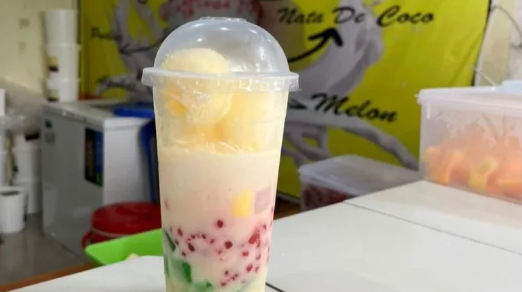 Es Teler Pelepas Dahaga di saat Cuaca Panas
