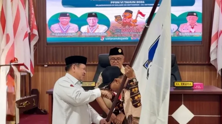 Kakanwil Kemenag Provinsi Jambi Motivasi Kontingen Pramuka Santri