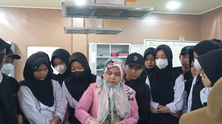 Ada kalanya Dapur Praktek Berpindah ke Layar
