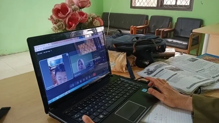 Kabut Asap Ganggu Pembelajaran, SDN 94 Kota Jambi Belajar Online