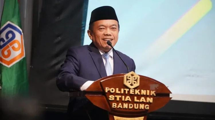 Hadiri Wisuda XLIV Poltek STIA LAN Bandung, Al Haris: Alumni Berikan yang Terbaik