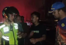 Mobil Ekpedisi Terbakar