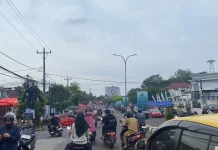 Polresta Jambi Imbau  Warga Tertib Berkendara saat Lalu Lintas Sore Ramai
