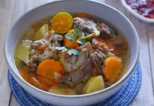 Berbuka Awali Dengan Air Putih dan Kurma serta Santap Sop Hangat