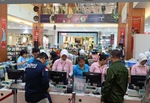 BAZNAS provinsi Jambi berbelanja bersama Anak yatim