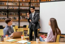 Kolaborasi Dosen dan Mahasiswa Jadi Kunci Pembelajaran di Era AI