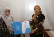 Majelis Pengawas Wilayah Notaris Provinsi Jambi Serahkan SK Pemegang Protokol