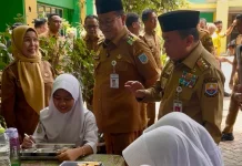 Tinjau Pelaksanaan TKA Tingkat SMP, Gubernur:Tekankan Pemerataan Mutu