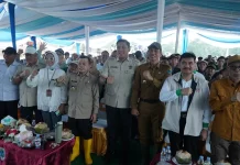 Kunker di Jambi, Wamentan RI ;Tanam Padi Cetak Sawah Rakyat