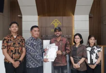 Mahasiswa UNJA Asal Pakistan Manfaatkan Layanan Apostille