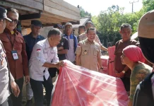 Gubernur  Tunjukkan Empati untuk Korban Banjir Sarolangun dan Merangin
