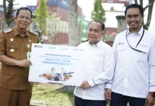 PT. Pelindo Regional II Jambi Serahkan Dua Sapi Kurban untuk Warga Muaro Jambi