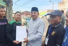 Bupati Anwar Sadat Serahkan Sapi Kurban Bantuan Presiden RI