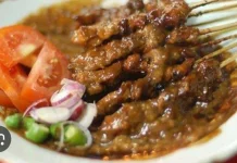 Bumbu Satai untuk Makanan Indonesia di Belanda