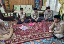 Kepala Kantor Kemenhaj Tanjab Barat Takziah ke Rumah Duka Jemaah Haji Kloter BTH 24