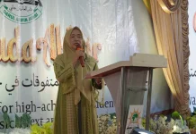 Hesti Haris Hadiri Wisuda Akbar Ponpes Darul Arifin ke-5