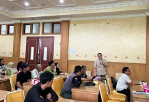 Warga Tebo Hijaukan Bukit Tigapuluh, 30 Ribu Bibit Pohon Ditanam