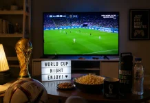 Tips Menonton Piala Dunia Malam Hari tanpa Mengorbankan Kesehatan