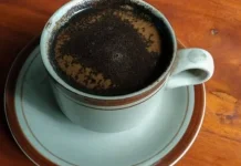 Bahaya Kesehatan Meminum Ampas Kopi