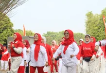 Semarak HUT ke-81 RI,DWP Provinsi Jambi Gelar Senam Bersama dan Peduli Lingkungan