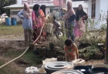 Pemkab Merangin Salurkan Bantuan Air Bersih ke Desa Kungkai