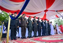 Kapolda Jambi Hadiri Upacara Pengibaran Duplikat Pusaka Bendera Merah Putih