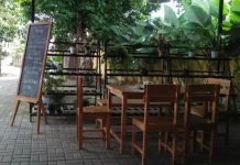 Teras Kini tongkrongan asyik sajian menarik