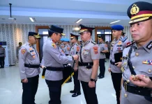 Kapolda Jambi Pimpin Serah Terima Jabatan Kabid Propam, Kabid Keu dan Tiga Kapolres