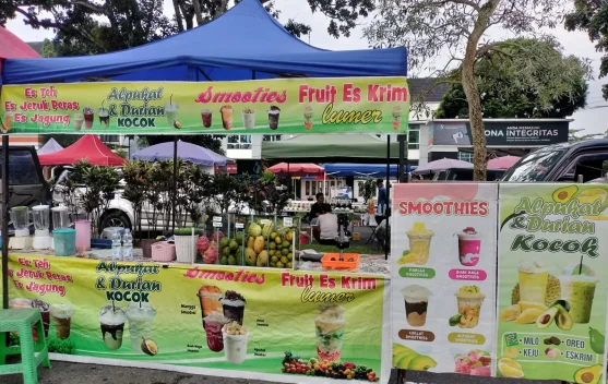 Berbuka Serba Minuman Buah Segar