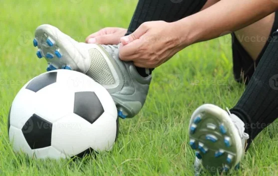 Kenapa Sepatu Bola Punya Banyak Seri?