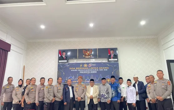 Rektor UIN Jambi turut Hadiri Do’a Bersama HUT Bhayangkara ke-80