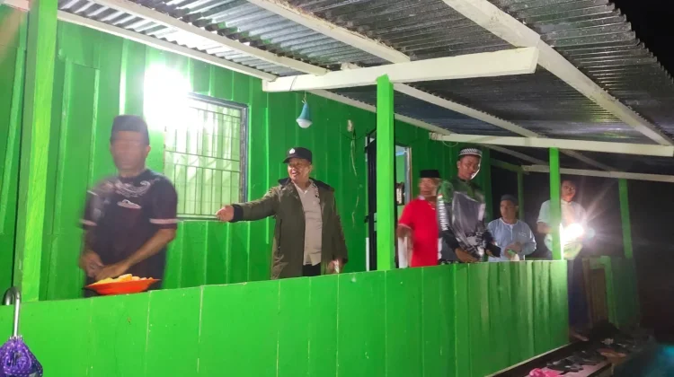 TNI-Polri Amankan Sholat Tarawih di Bokondini