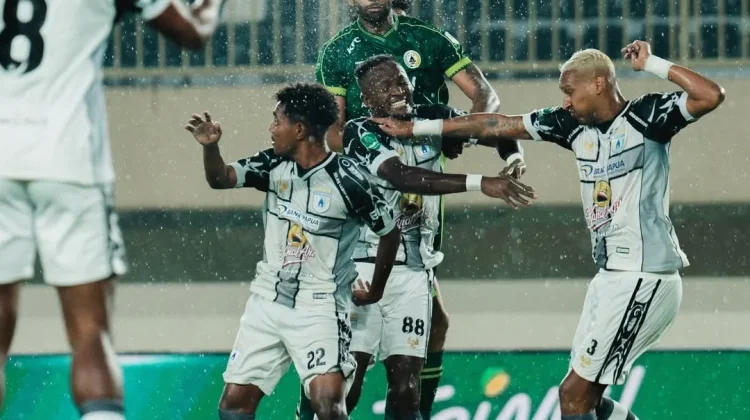 Ansyari Lubis Puji Pertahanan Kokoh Lucas dan Fachruddin