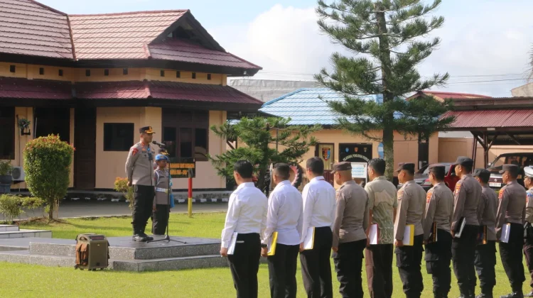 Kapolres Jayapura Pimpin Apel Perdana Personel