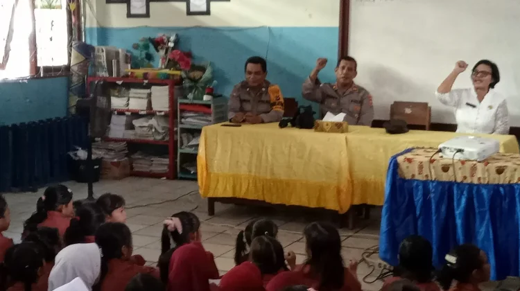 Bhabinkamtibmas Gelar Sosialisasi Pencegahan Perundungan
