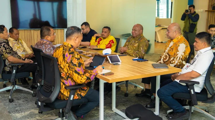 Gubernur Dorong Perluasan Akses Listrik di Wilayah Terpencil Papua