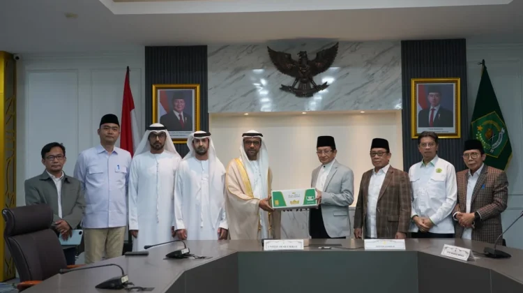 UEA Hibahkan 30 Ton Kurma Ramadan
