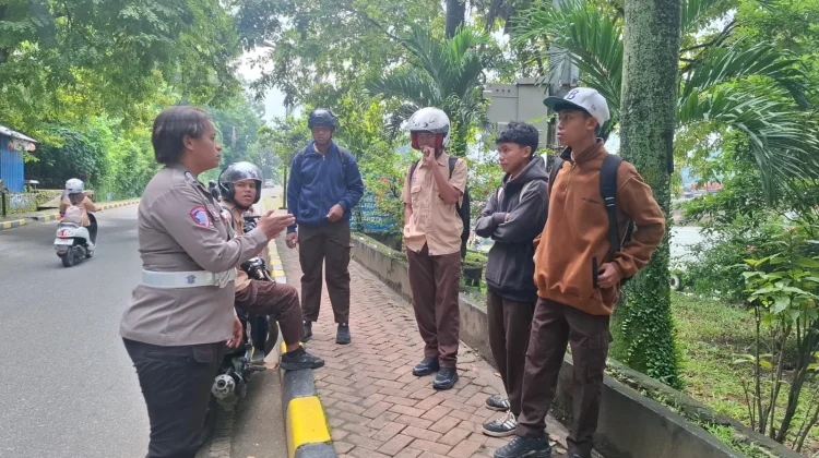 Sat Lantas Ajak Pemuda Tertib Berlalu Lintas