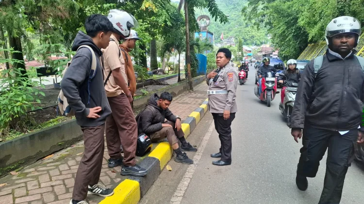 Sat Lantas Ajak Anak Muda Tertib Lalu Lintas