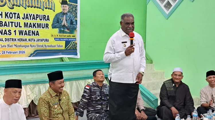 Wali Kota Jayapura dan Forkompinda Buka Puasa Bareng Warga