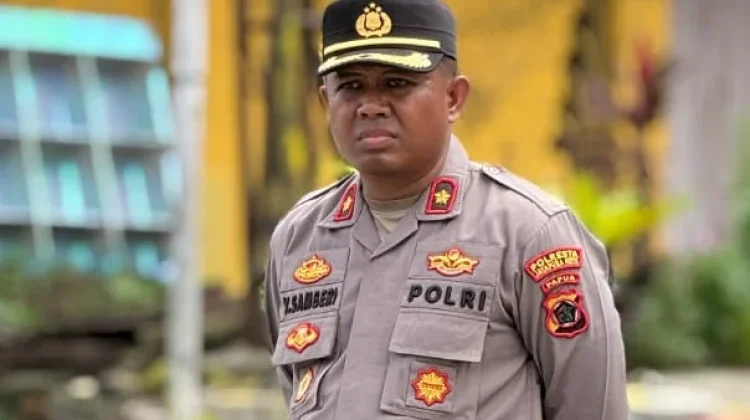 Seorang Wanita Membakar Pacarnya di Kamar Hotel