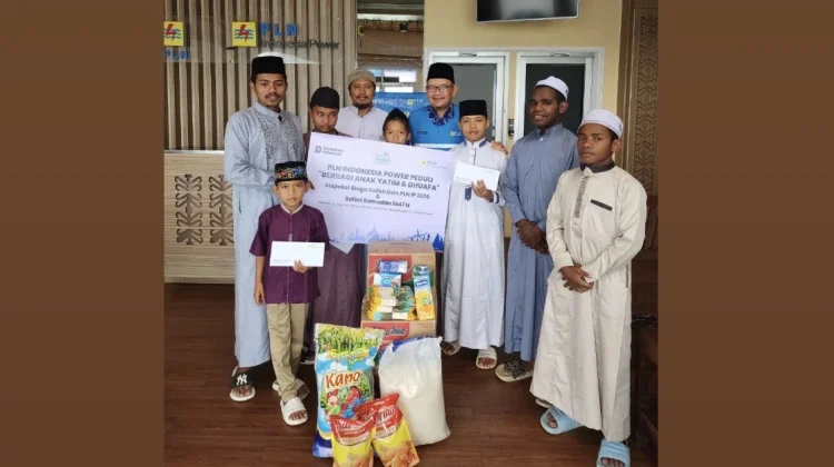 PLN IP UBP Holtekamp Berbagi Kebahagiaan dengan Anak Yatim dan Dhuafa