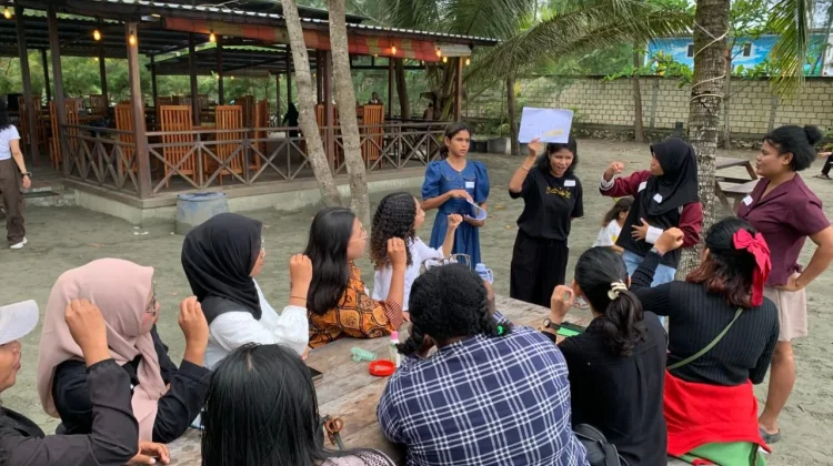 Merajut Inklusi lewat Kelas Bahasa Isyarat di Jayapura
