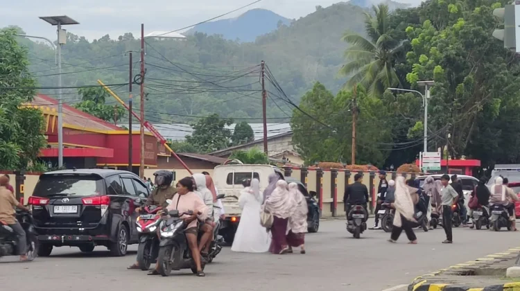 Pelaksanaan Idul Fitri di Lapangan Brimob Jayapura Lancar dan Penuh Kebersamaan