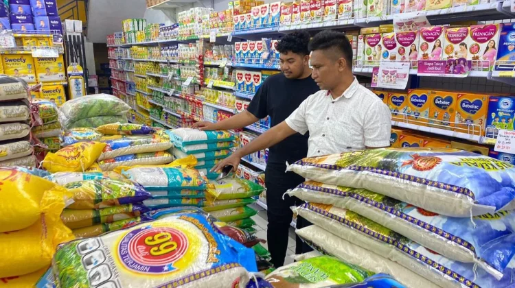 Satgas Pangan Polresta Jayapura Kota Monitoring Harga Sembako di Entrop