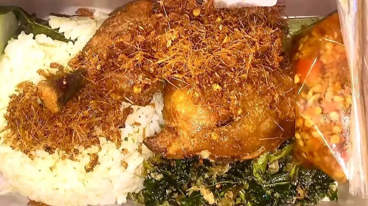 Warung Makan Ayam Rempah Kota Jayapura
